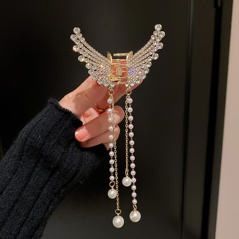 Korean Butterfly  Pearl Tassel hair clip Women crystal Simple hair claw clip  Shark crab Clips girls Hairpin Hair Accessories